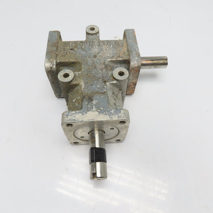 Mitrpak 1:1 Ratio Right Angle Bevel Gearbox 4" Flange Mount 1" Shafts