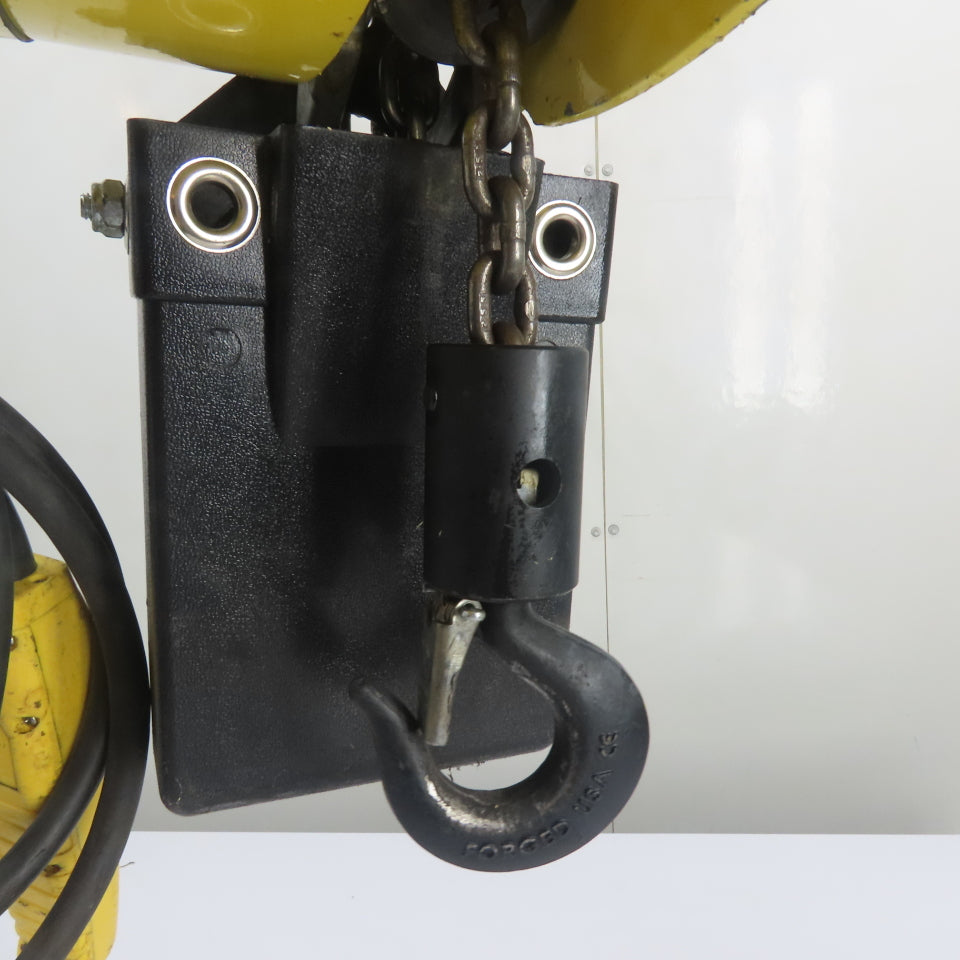Budgit BEHC5032 1/2 Ton 1000LB 2-Speed Electric Chain Hoist 460/380V 3Ph 12'Lift