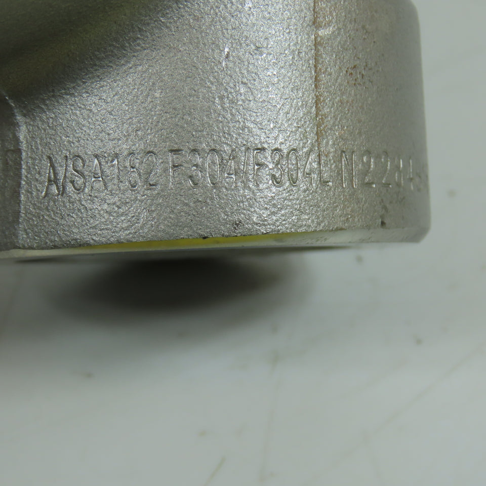 1-1/4" 3000# Forged Threaded 90° Pipe Elbow NPY x Socket Weld