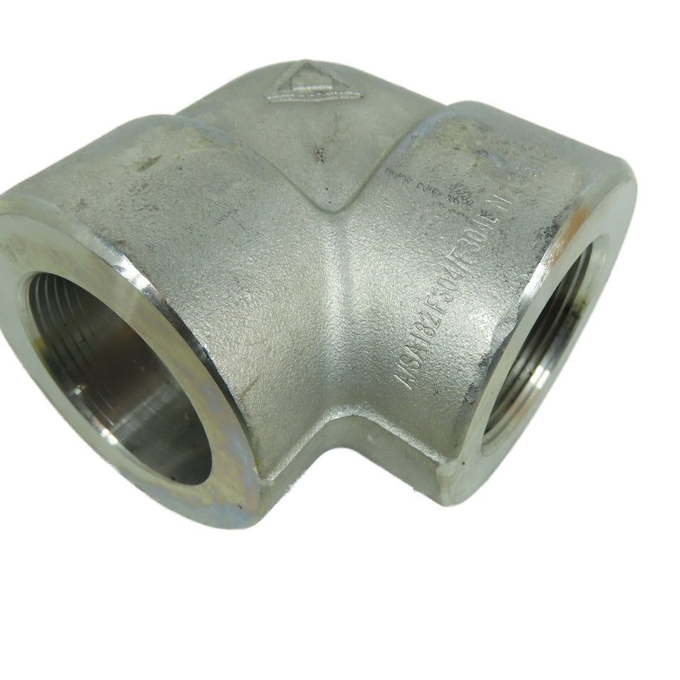 1-1/2" NPT 90° Threaded x Socket Weld Pipe Elbow Fitting Class 3000