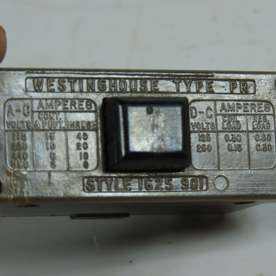 Westinghouse 1625901 Type PR Momentary Push Button Micro Switch 115-550VAC