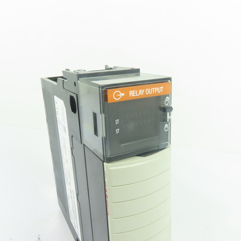 Allen-Bradley 1756-OW16I 16-Point Relay Output Module Ser A F/W Rev 2.1