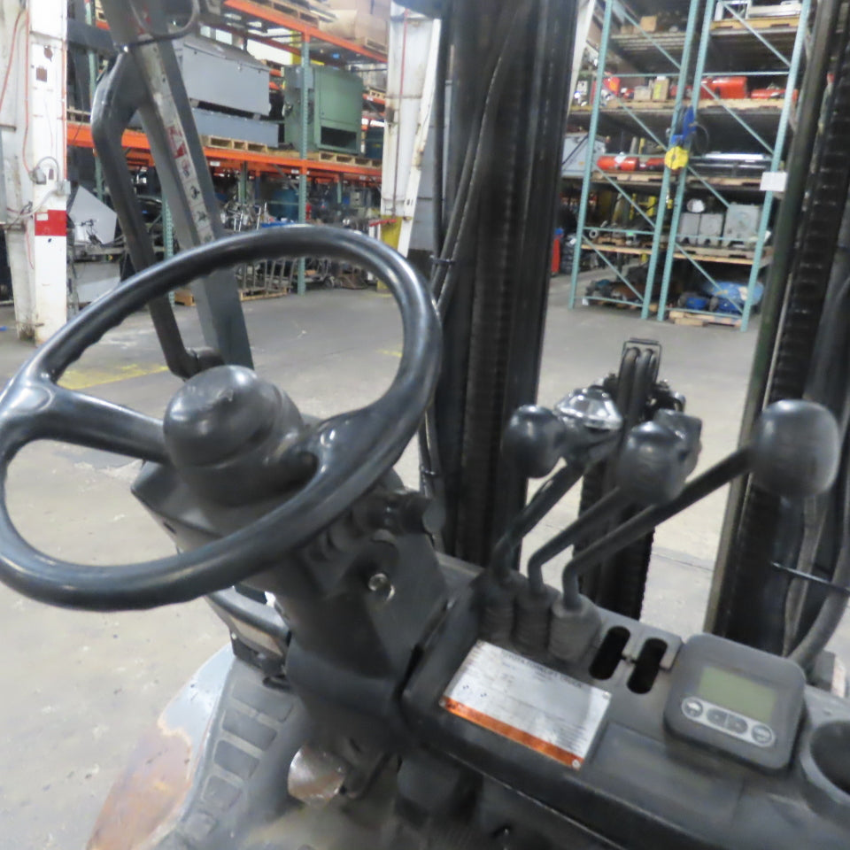 Toyota 8FGU25 4100Lbs. 3 Stage LP Gas Forklift 189" Lift 48"x4" Forks 2007