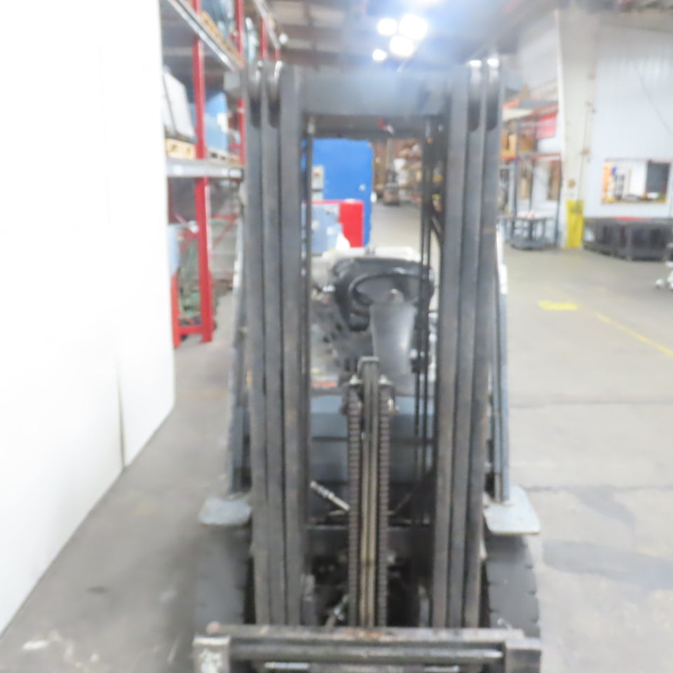 Toyota 8FGU25 4100Lbs. 3 Stage LP Gas Forklift 189" Lift 48"x4" Forks 2007