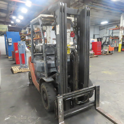 Toyota 8FGU25 4100Lbs. 3 Stage LP Gas Forklift 189" Lift 48"x4" Forks 2007