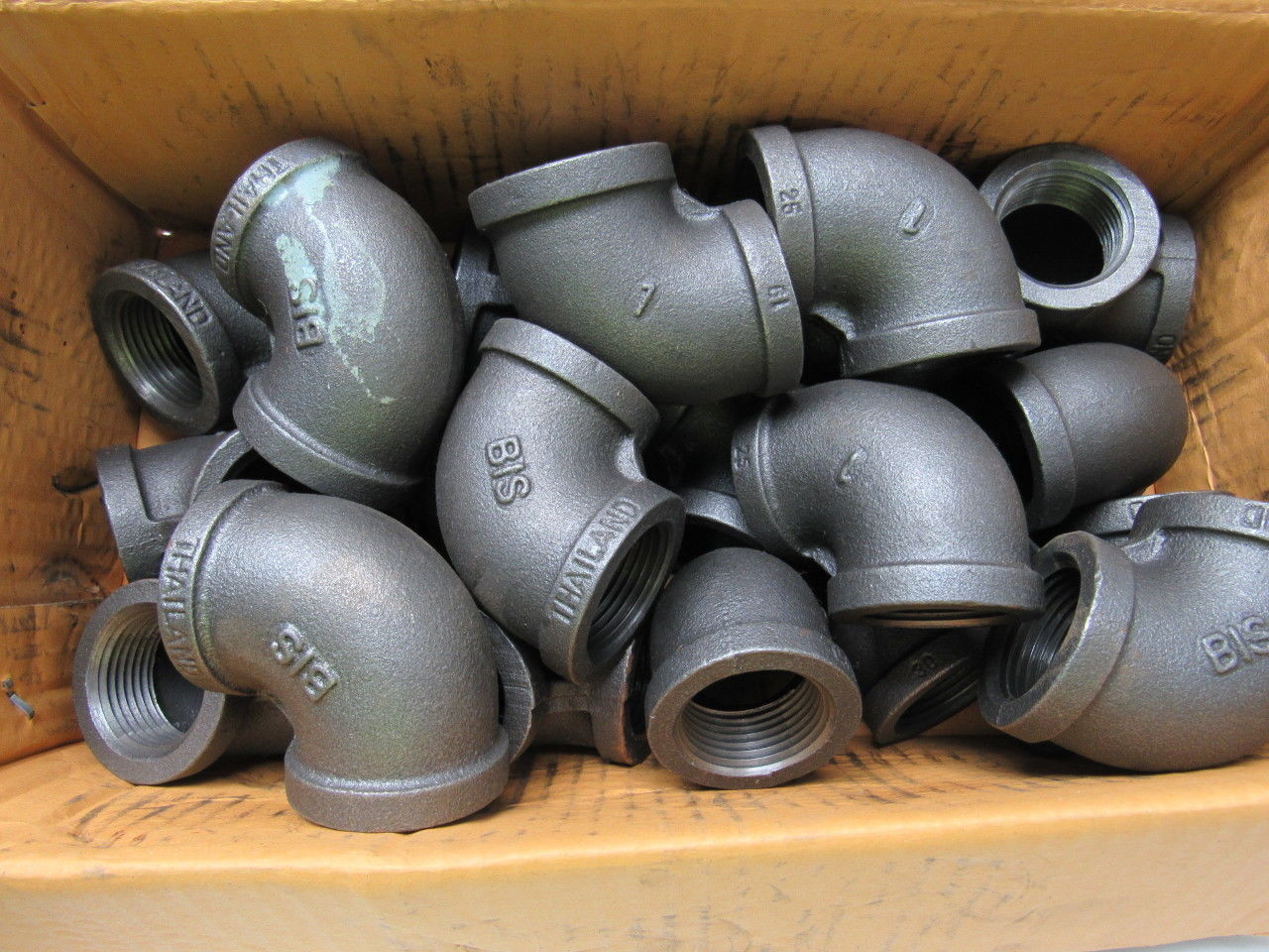 BIS 1" Black Pipe  90 Degree Elbow Fitting Lot of 20