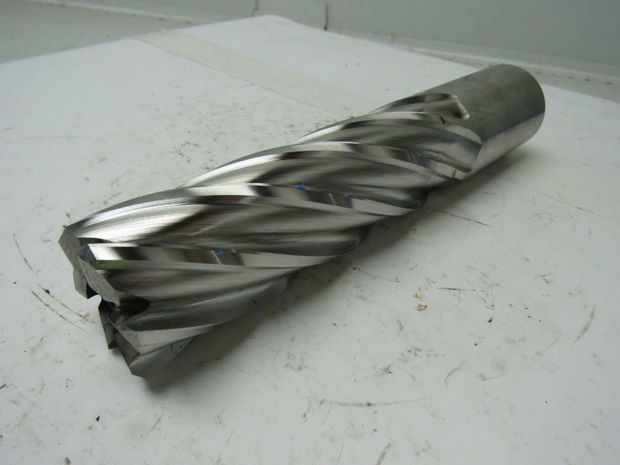 Niagara Cutter ND24AE 2" 6F HSS .125 Chamfer End Mill 6" Cut 9-3/4" OAL