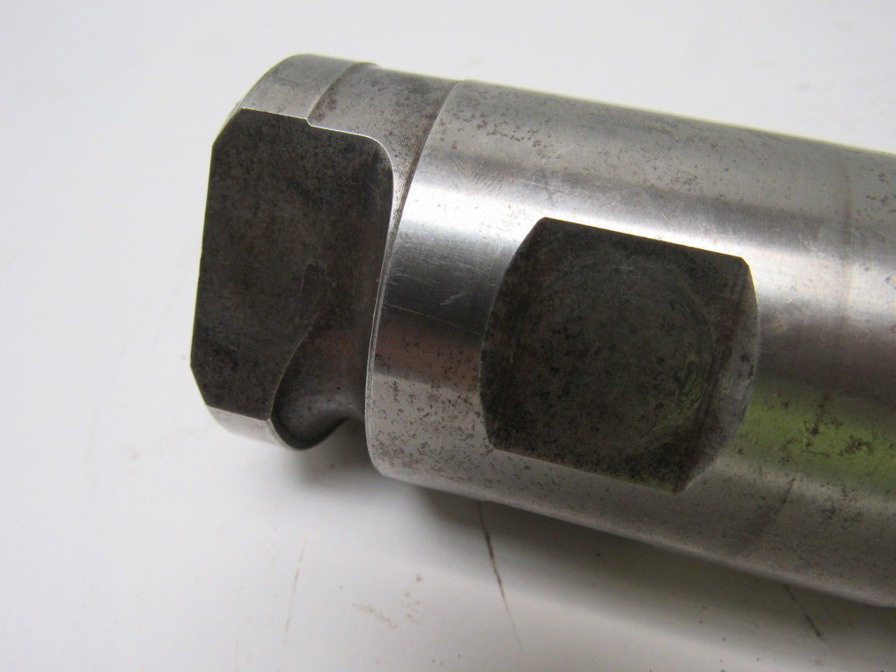Niagara 2"x1.80"x5.750"x9.625" HSS 6 Flute Center Cut End Mill Re-Sharp