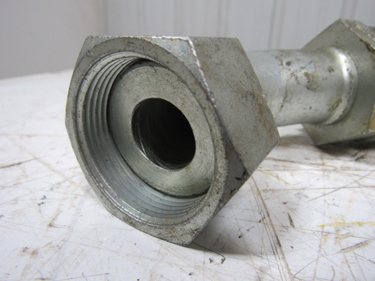 Gates 20EFG4K Envirofluid 1-1/4"IDX36" Hydraulic Hose W/Swivel Flange Fittings