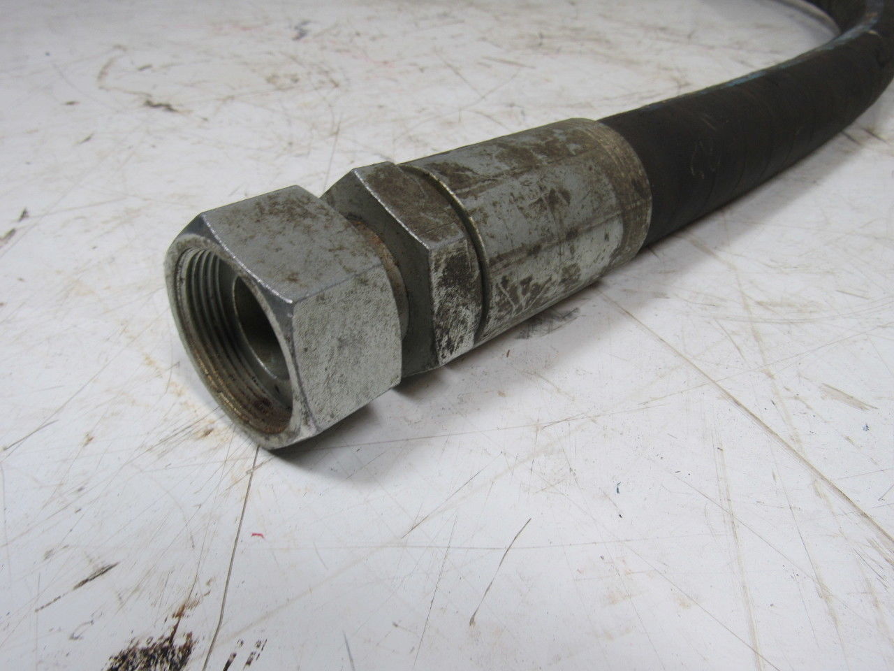 Gates 20EFG4h Envirofluid 1-1/4"IDX58" Hydraulic Hose W/Swivel Flange Fittings