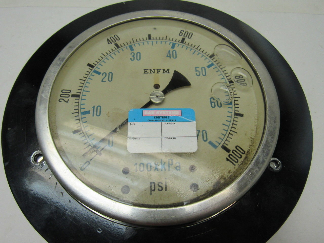 ENFM 6" Flanged Mount Liquid Filled Pressure Gauge 0-1000 Psi 1/2" npt Bottom
