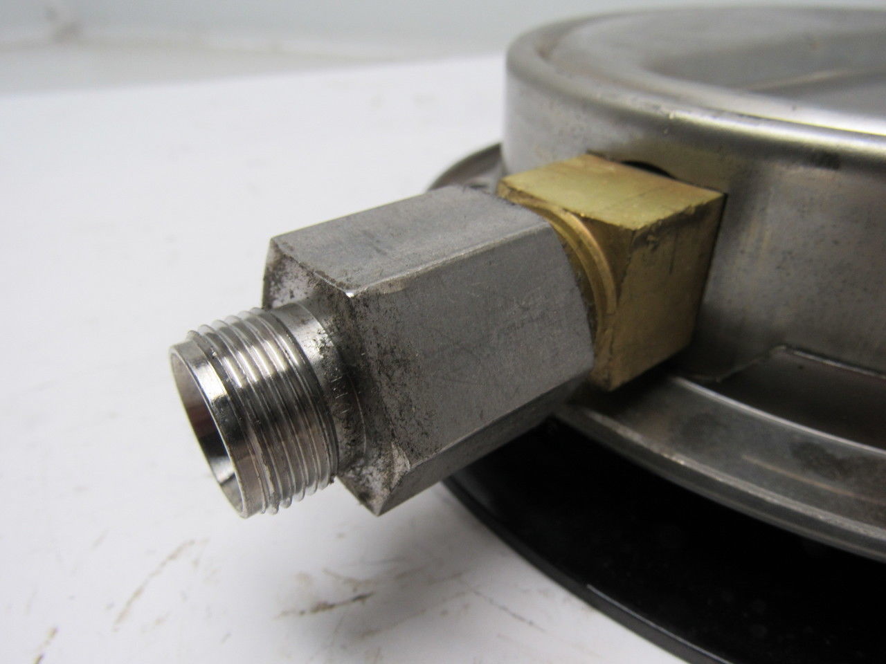 ENFM 6" Flanged Mount Pressure Gauge 0-1000 Psi 1/2" npt Bottom