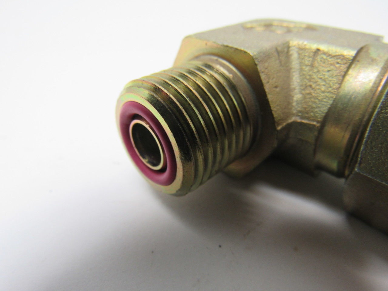 Hydraulic Fitting 90° Elbow, 3/8 ORFS x 1 ORB Male -16 Straight Thread Lot of 3