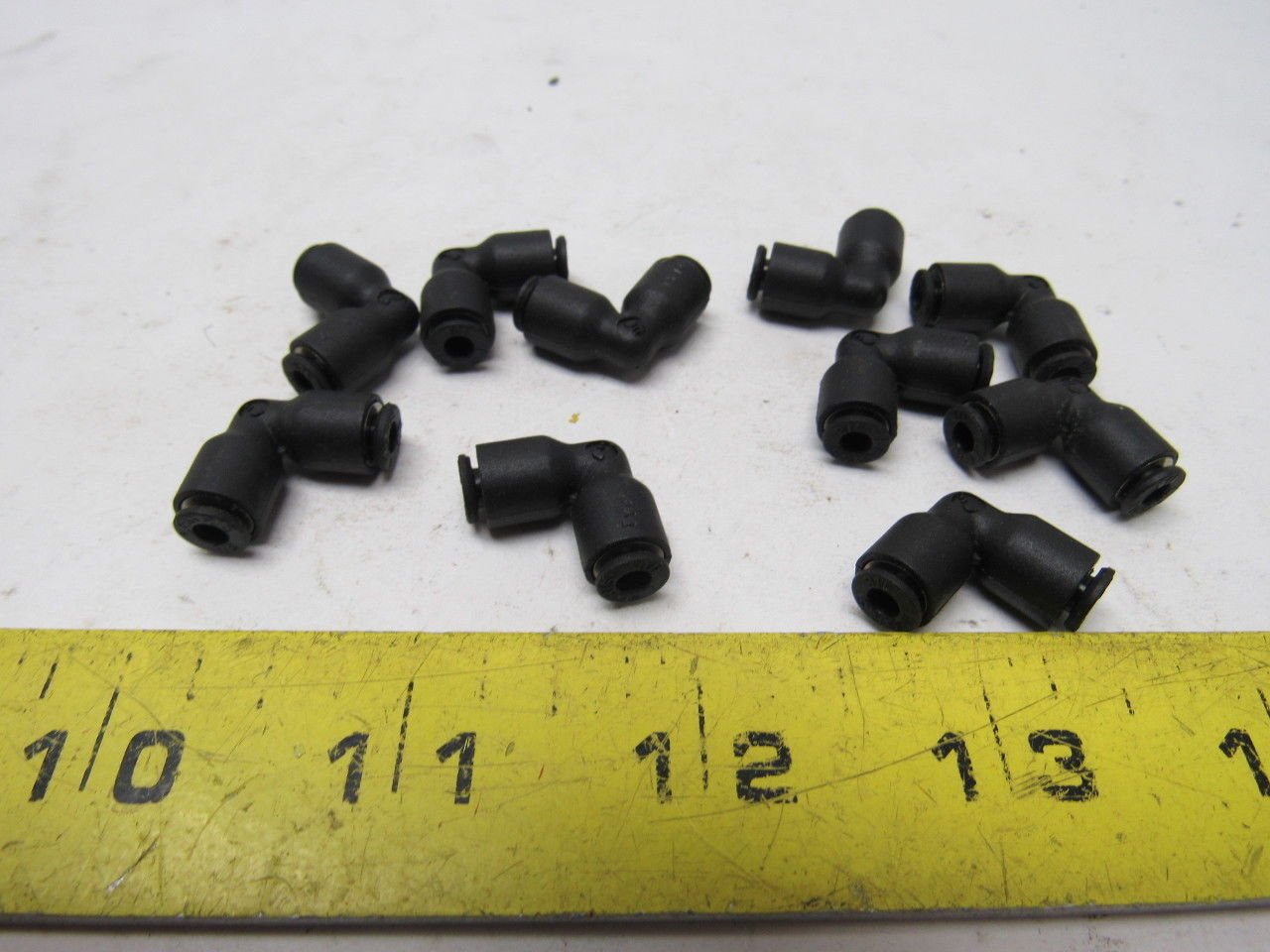 Legris 3102 53 00 Nylon Push-to-Connect Fitting 90° Union Elbow 1/8" Lot of 10