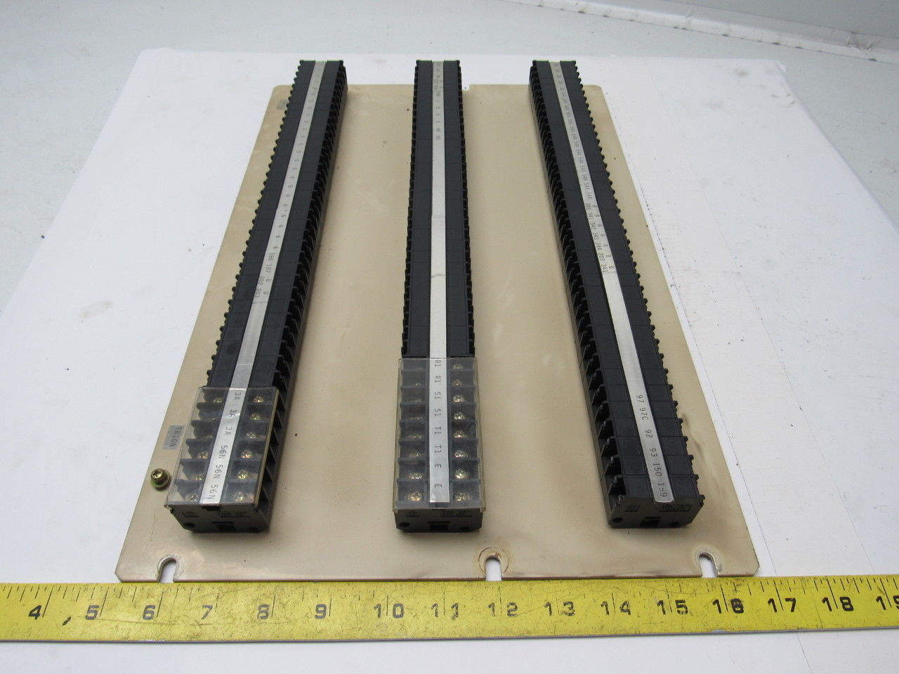 KG15, KG30 Terminal Blocks Plate Mounted 120 Contacts 17"X11" Plate 15 & 30 Amp