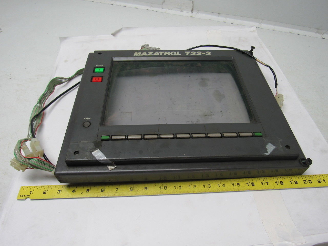 Mitsubishi Electric YZ419B-33 Mazatrol T32-3 Operation Board Operator Interface