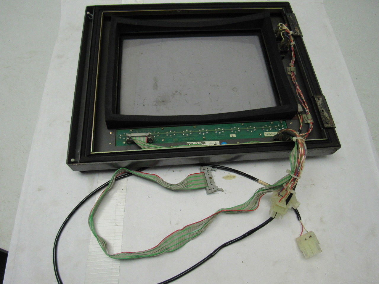 Mitsubishi Electric YZ419B-33 Mazatrol T32-3 Operation Board Operator Interface