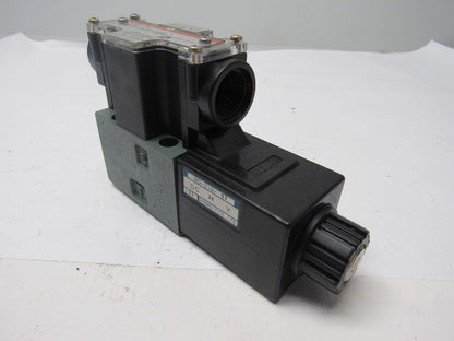 Sumitomo SD4GS-AcB-02B-D24-21-Z WD-21B-07 Directional Control Valve 24VDC