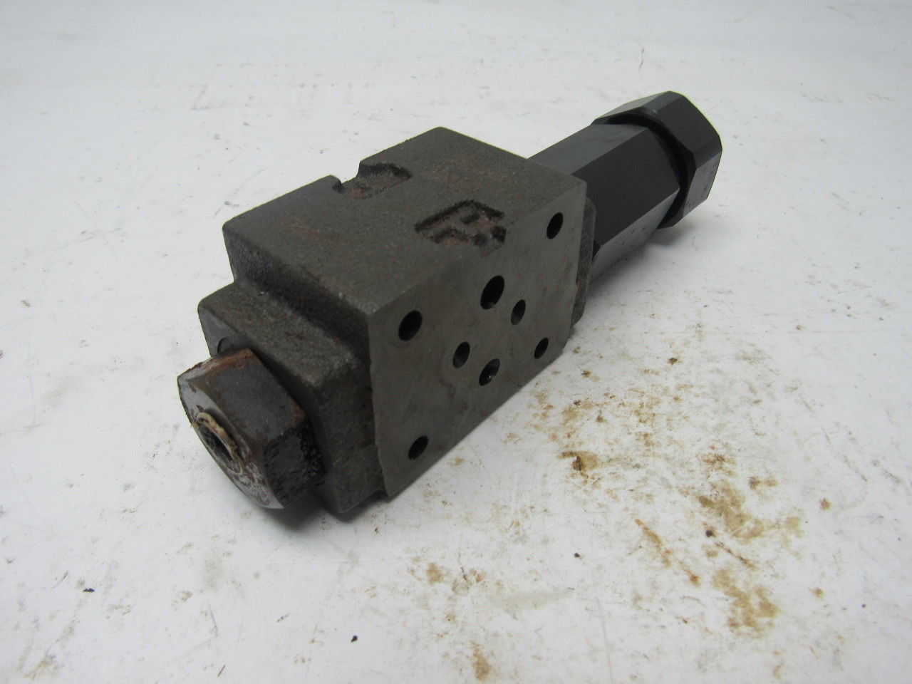 Koshin-Racine ME3P-01-A-30 Reducing Modular Valve From a Mazak SQT-10MS