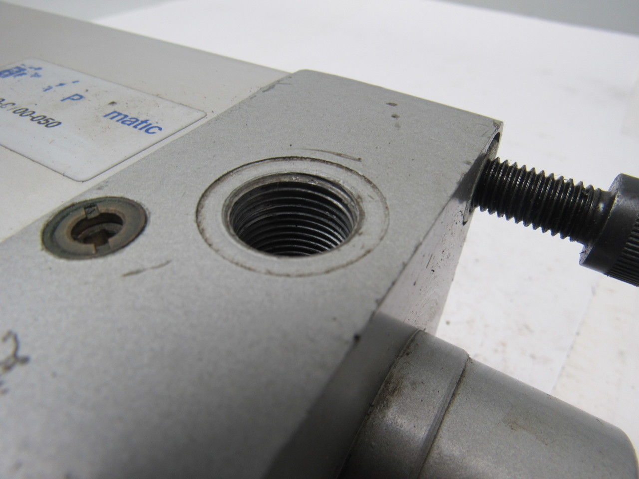 Airtec XL-080-C100-050 80mm Bore 100mm Stroke Pneumatic Air Cylinder
