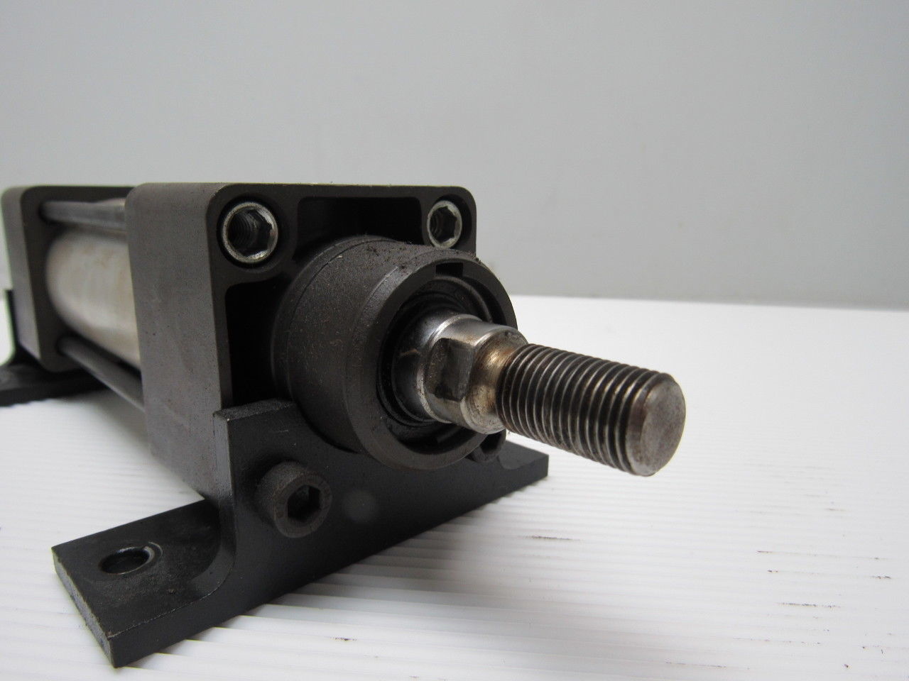 Numatics Actuator PB-388673-2 Pneumatic Air Cylinder 40mm Bore 50mm Stroke