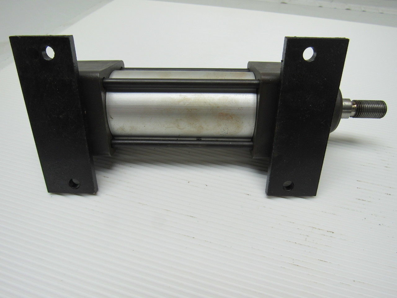 Numatics Actuator PB-388673-2 Pneumatic Air Cylinder 40mm Bore 50mm Stroke