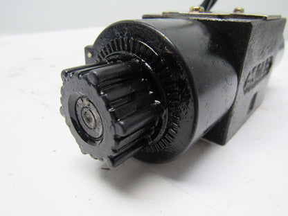 Daikin LS-G02-2CA-10-50S Hydraulic Solenoid Control Valve 100V Coil