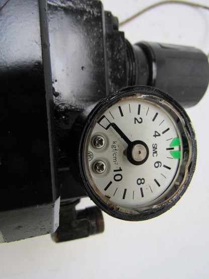 SMC AMR4100 Mist Separator Regulator W/Sun Drain Y-301