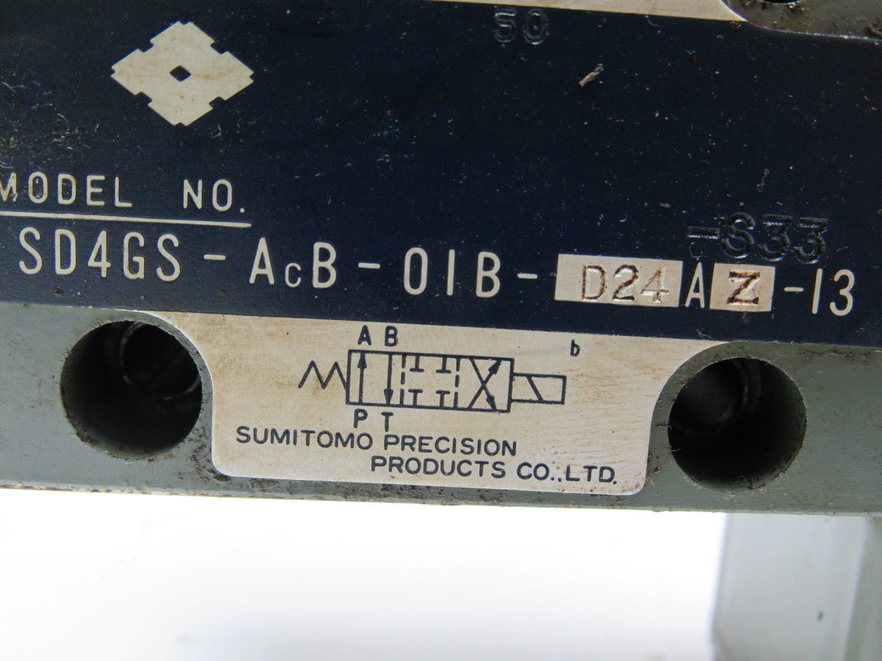Sumitomo SD4GS-AcB-OIB-D24-AZ-13 Directional Control Valve Okuma LC20-2SC