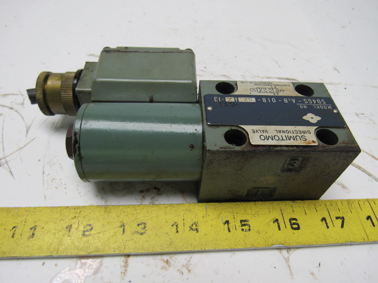Sumitomo SD4GS-AcB-OIB-D24-AZ-13 Directional Control Valve Okuma LC20-2SC