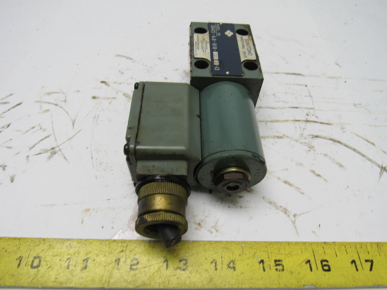 Sumitomo SD4GS-AcB-OIB-D24-AZ-13 Directional Control Valve Okuma LC20-2SC