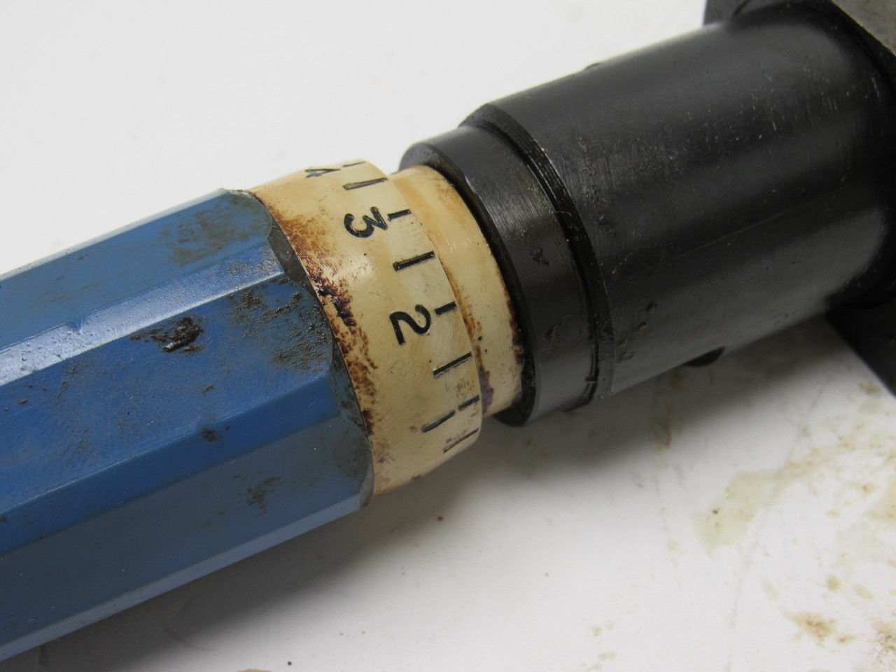 Vickers DGMX1-3-PP-AK 21-B Hydraulic Valve Pressure Reducing Keyed