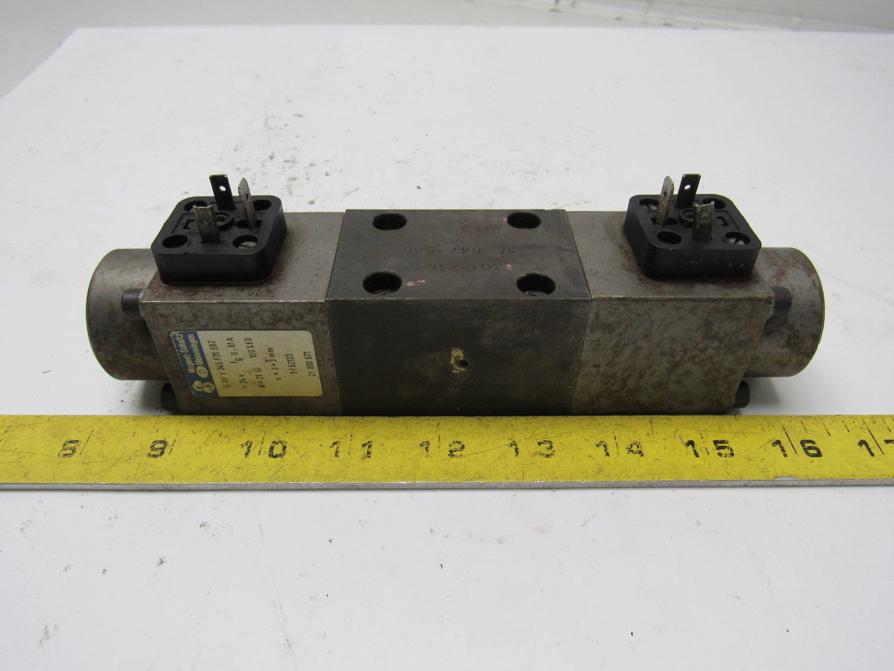 Magnet Schultz 1C-047-506 Directional Hydraulic Control Valve