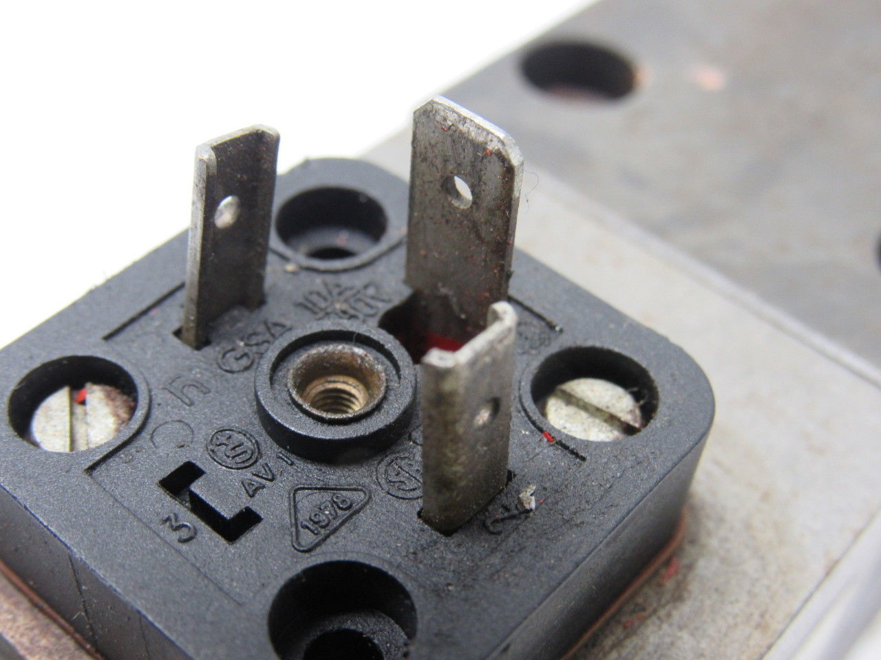 Magnet Schultz 1C-047-506 Directional Hydraulic Control Valve