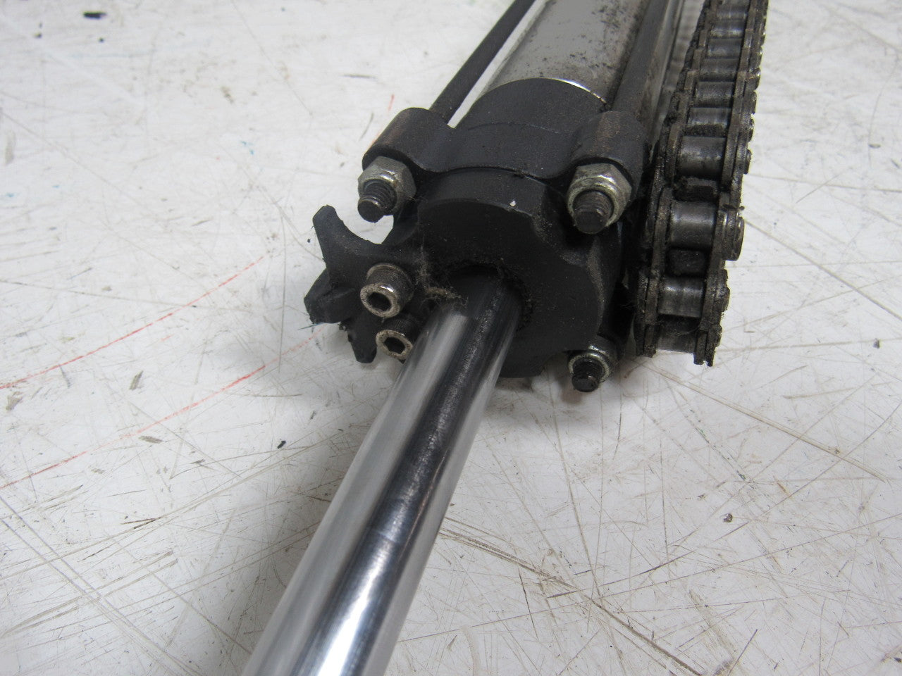 Smooth Round Pneumatic Air Cylinder 35-1/2" Stroke 5/8" Rod 1-1/8" Bore