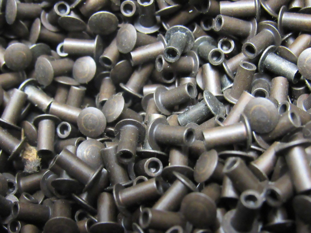 In-Line Fastener 280-029764 .125x.250 OAL HD Semi Tube Rivet Self Piercing 9LBS