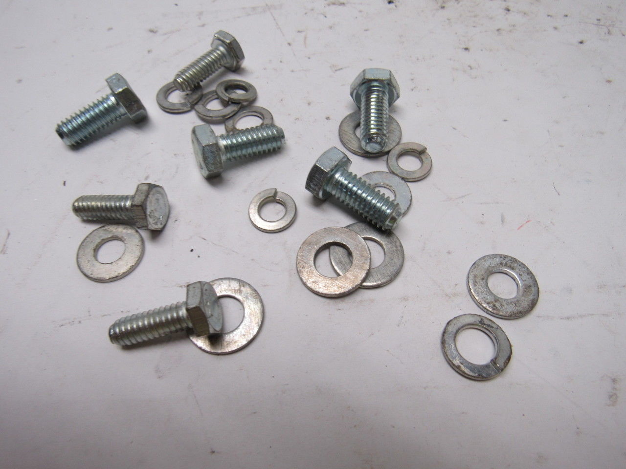Lincoln Electric S23858-4 MTG Hardware Kit