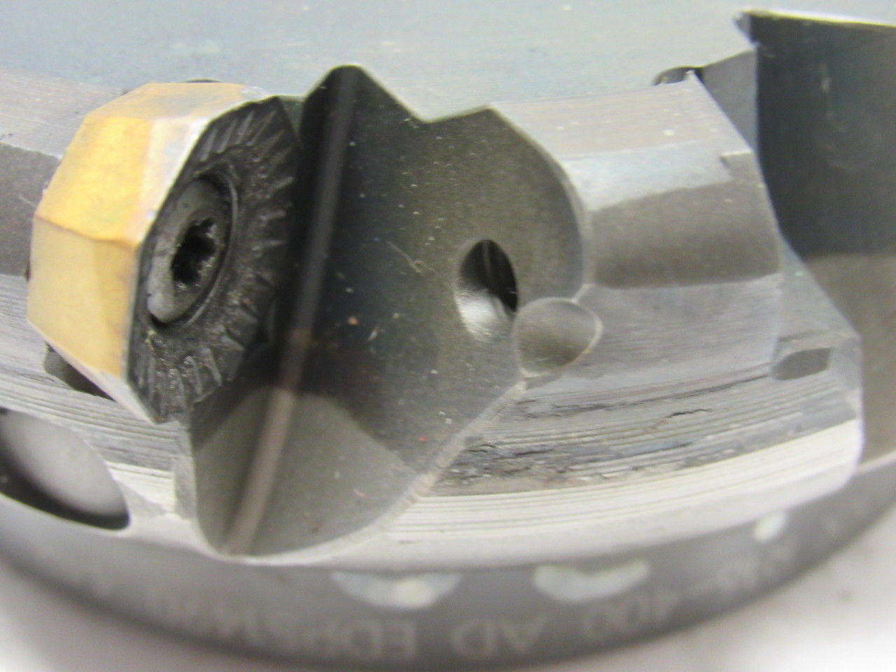 LMT FCTXX R16-400 AD EDP51490 44R 4" Face Mill 1-1/2" Bore 10 Indexable Insert