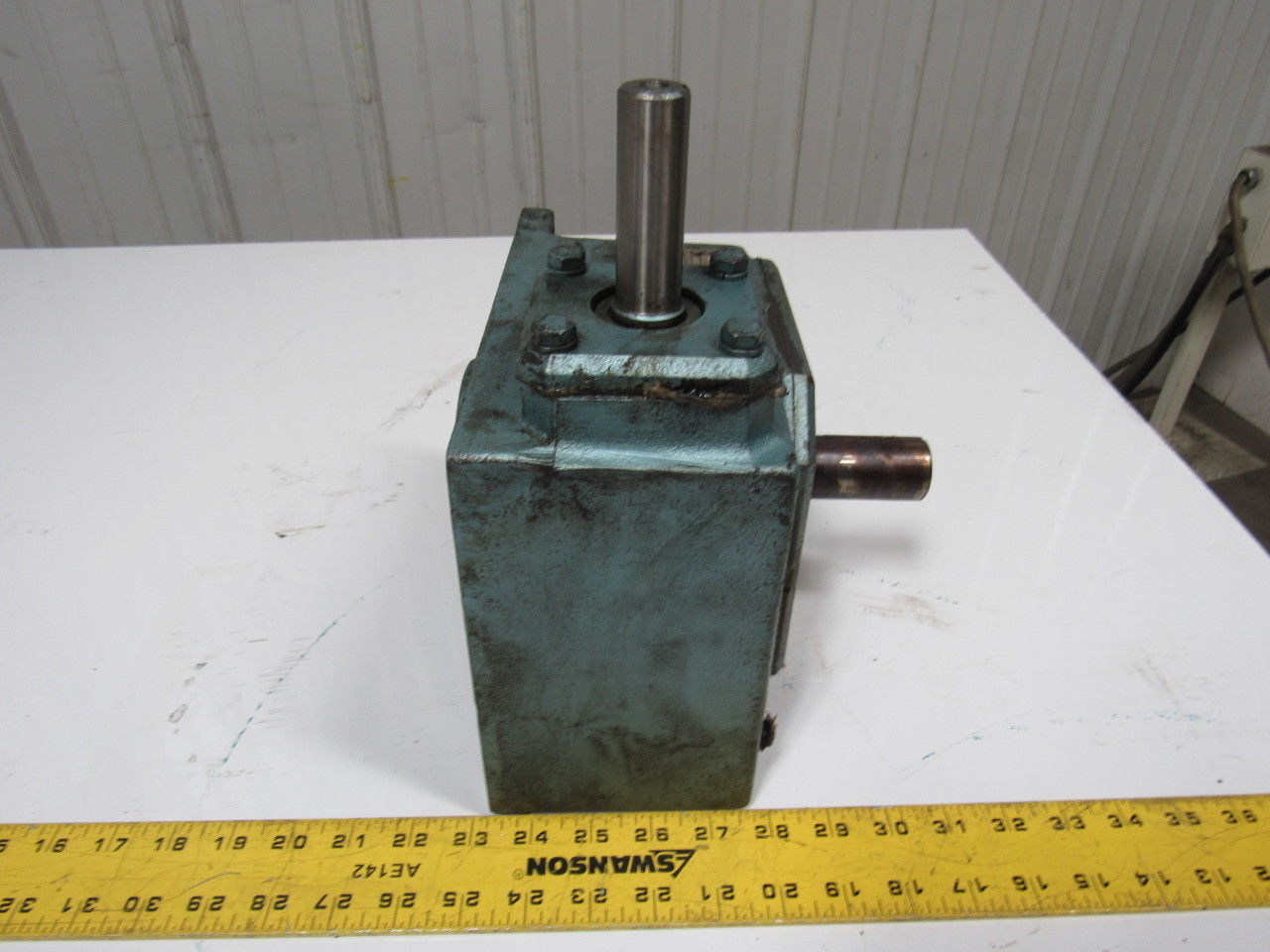 White Storage & Retrieval Systems 5961-1 Gearbox Speed Reducer 35:1 Ratio