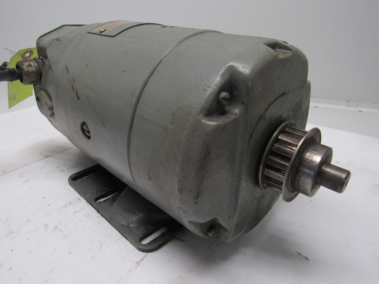 GE General Electric 5BCD56KA32A 1/4 HP DC Electric Motor 56 Frame 1725RPM