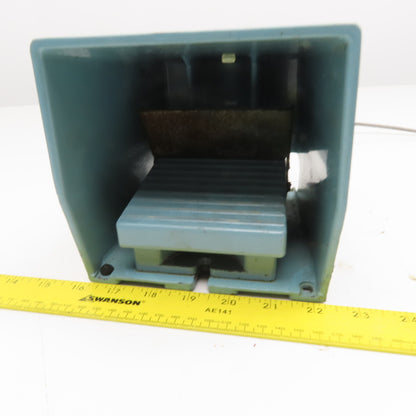 Telemecanique XPE-M 500V Foot Pedal Operator Switch