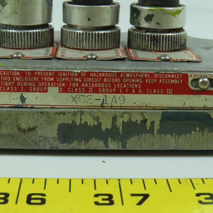Killark XCS-1A9 3-Button Momentary Contact Hazardous Location Push Switches 600V