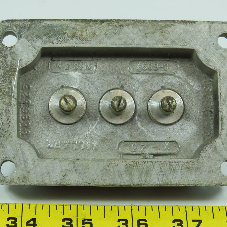 Killark XCS-1A9 3-Button Momentary Contact Hazardous Location Push Switches 600V