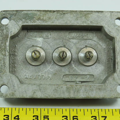 Killark XCS-1A9 3-Button Momentary Contact Hazardous Location Push Switches 600V