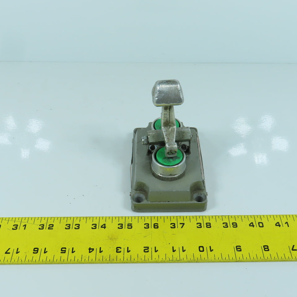Killark XCS-0B5 2-Button Momentary Contact Switch Hazardous Location W/Handle