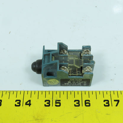 Klockner & Moeller AT 11-1-NA 600V AC Heavy Duty Limit Switch