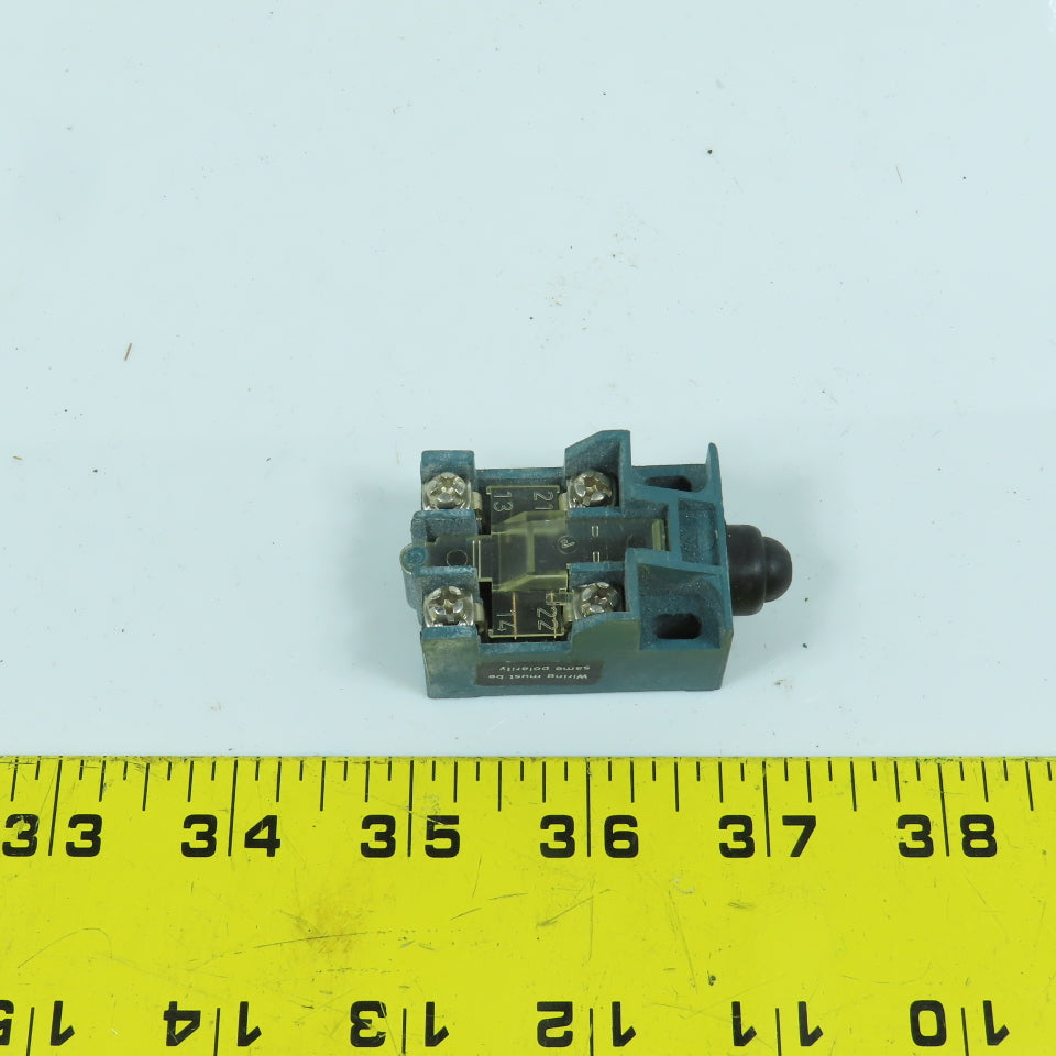 Klockner & Moeller AT 11-1-NA 600V AC Heavy Duty Limit Switch