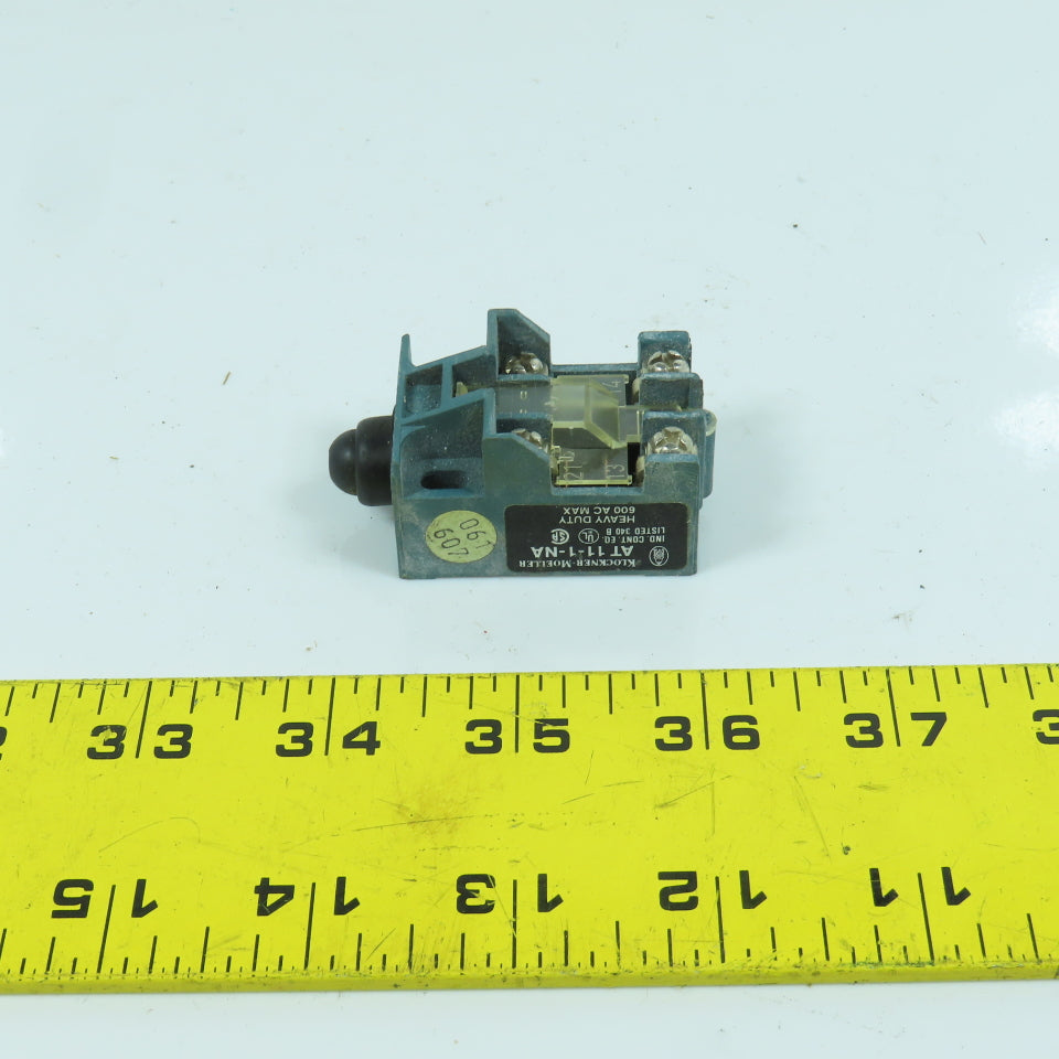 Klockner & Moeller AT 11-1-NA 600V AC Heavy Duty Limit Switch
