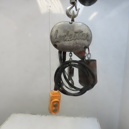 Lodestar Model A 1/8 Ton Electric Chain Hoist 10' Lift 32FPM 120V 1Ph