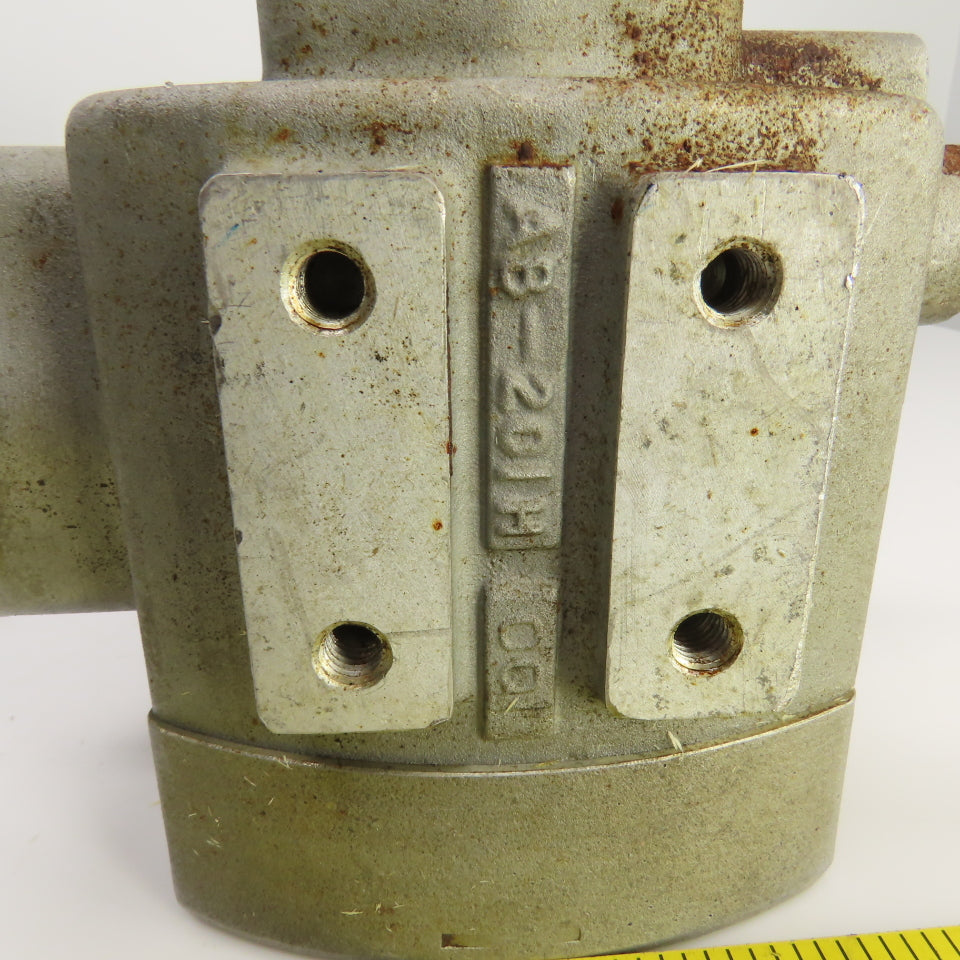 SMC Hydraulic Oil Filter Housing 1/2" x 1" NPT